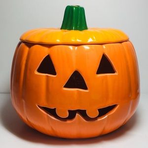 Meet your Posher, Alice